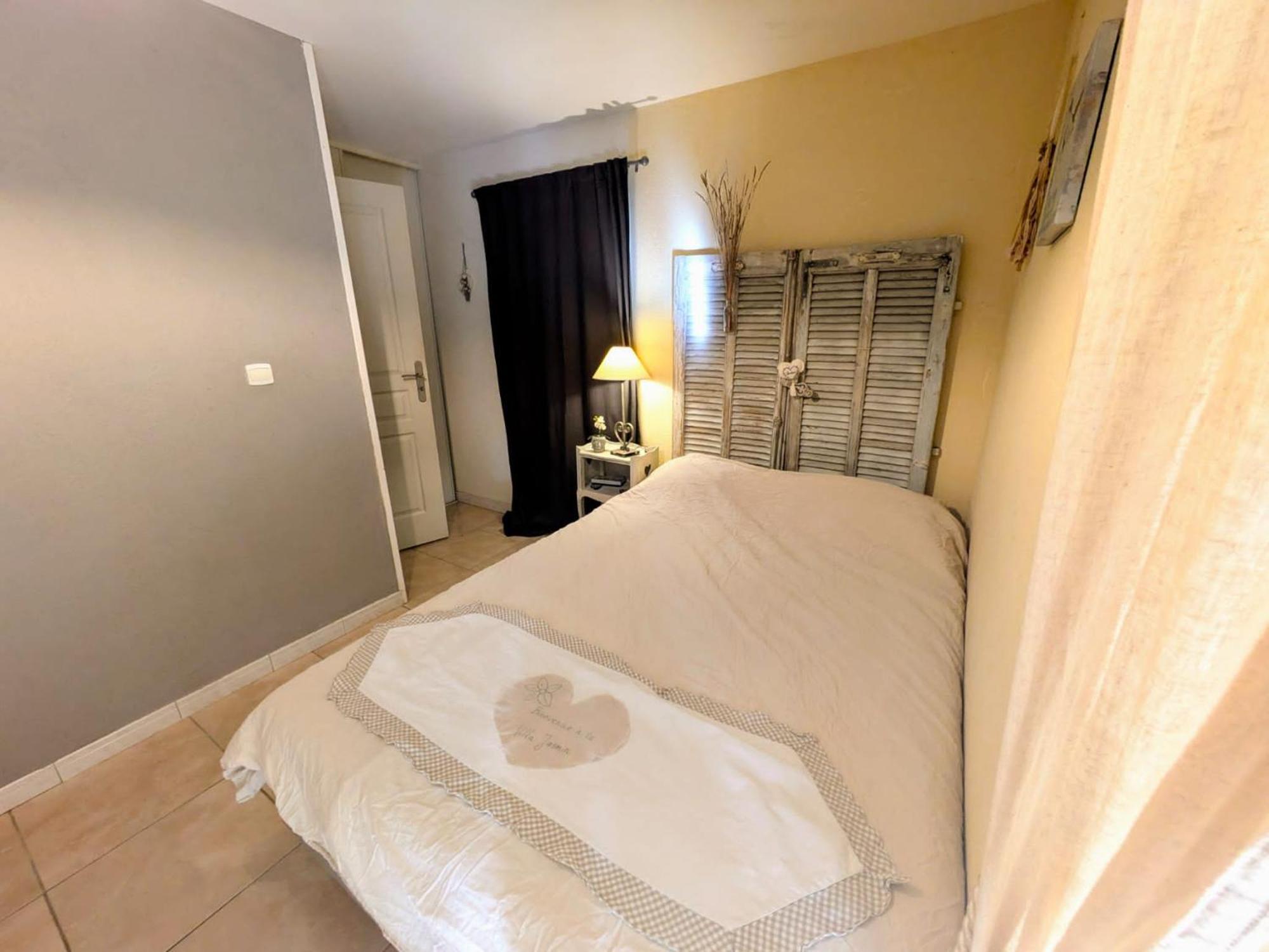 La Villa Jasmin Montauroux Rom bilde